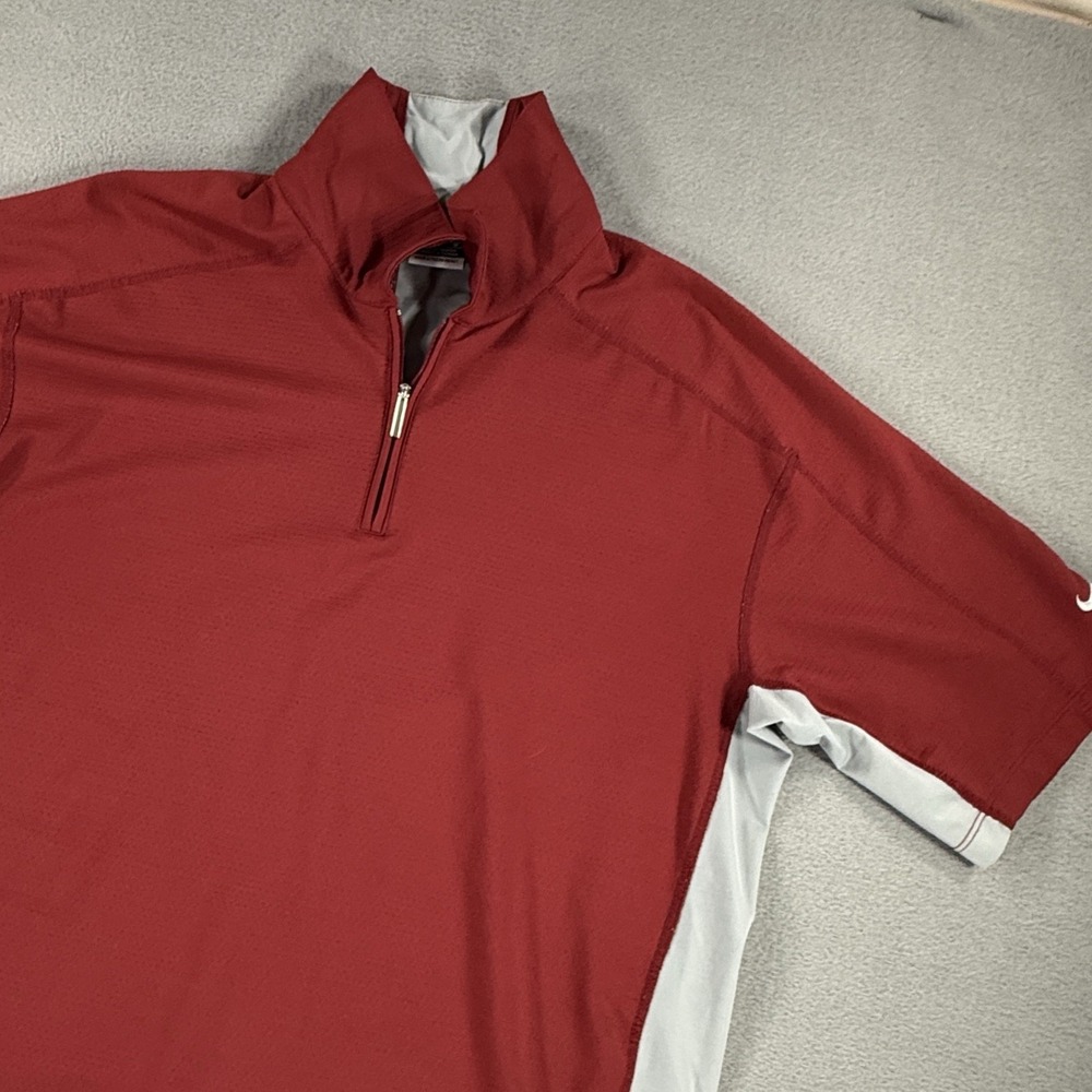 Nike Sphere React Mens Medium Crimson Red Short-Sleeve 1/4 Zip Pullover Shirt